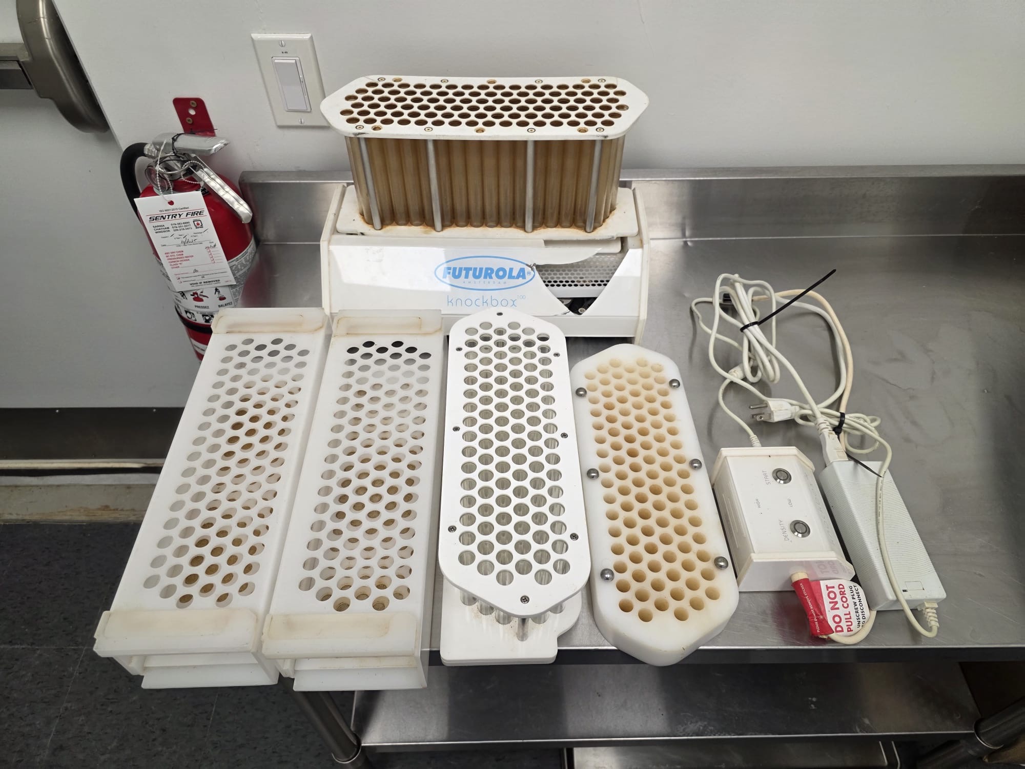 Futurola Knockbox 100 System