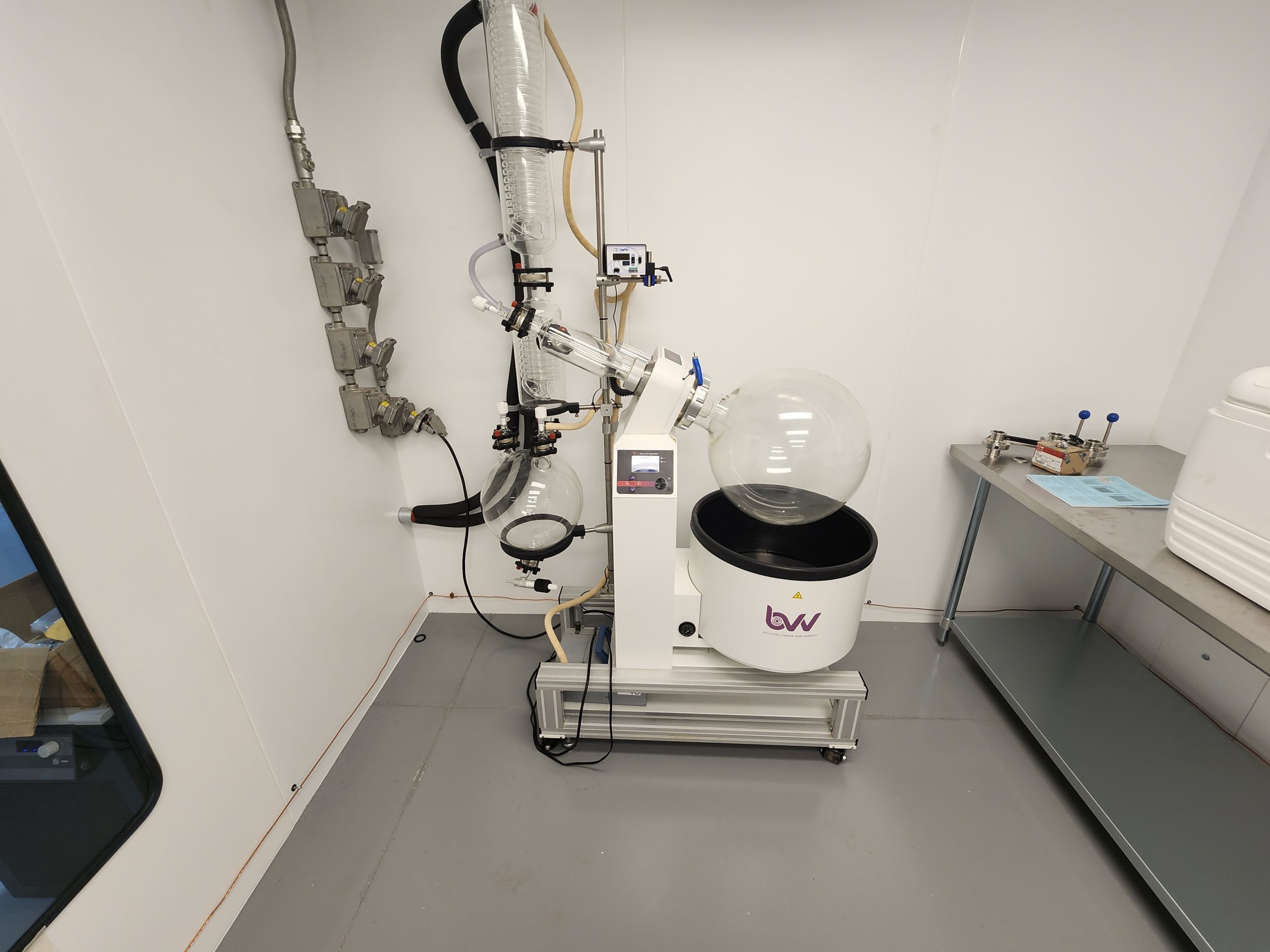 BVV Neocision 50L Rotary Evaporator Turnkey System with Chiller & Vacuum Pump